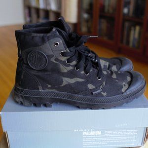 Palladium Hi Black Camo Boots 11.5M